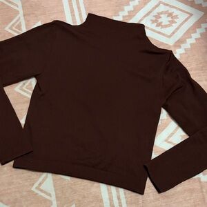 Woman’s croped Brown Turtleneck Sweater